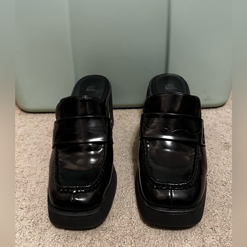 Wild Fable Black Heeled Loafer Mules Size 9.5